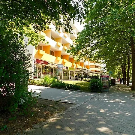 Hotel Zentral 3*